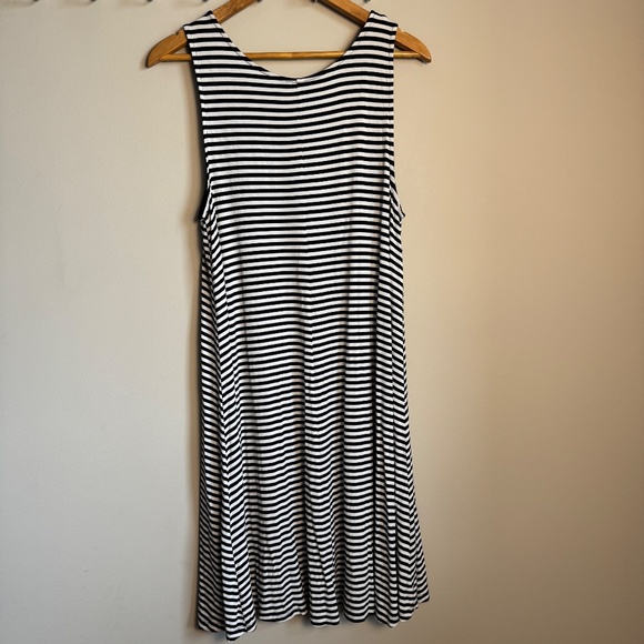 Old Navy Womens Black and White Striped Jersey Tank Dress Size XL Beach Vacation - Picture 3 of 10